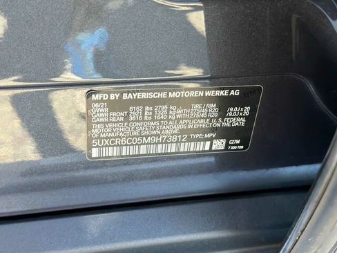 Used 2021 BMW X5 xDrive40i w/ Parking Assistance Package AWD/4WD image 37
