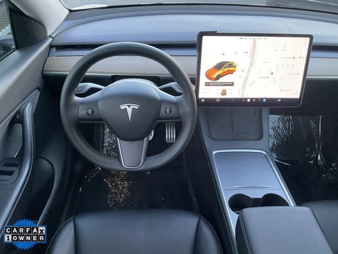 Used 2022 Tesla Model Y Performance image 33