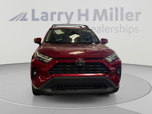 Used 2025 Toyota RAV4 XLE Premium w/ Weather Package FWD image 8