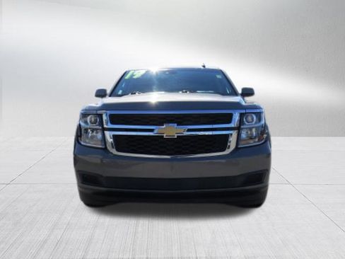 Used 2019 Chevrolet Suburban LT image 8