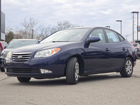 Used 2010 Hyundai Elantra GLS image 1