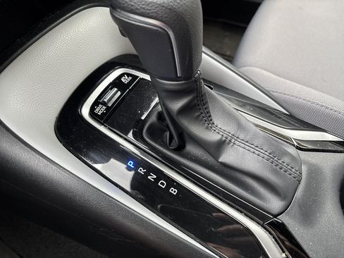 Used 2023 Toyota Corolla SE FWD image 23