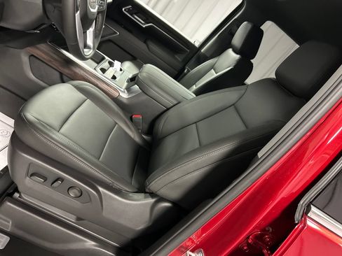 New 2026 GMC Sierra 2500 SLT w/ SLT Premium Package AWD/4WD image 10