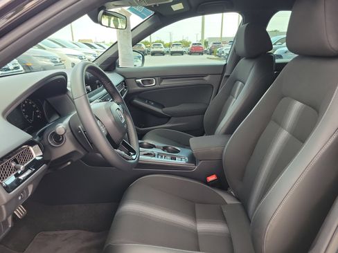 Certified 2025 Honda Civic Sport image 19