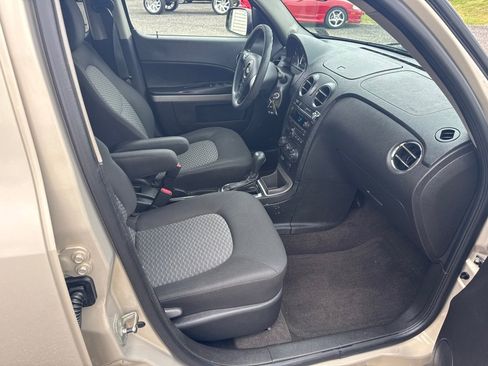 Used 2009 Chevrolet HHR LS FWD image 25