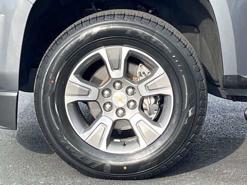 Used 2018 Chevrolet Colorado Z71 image 31