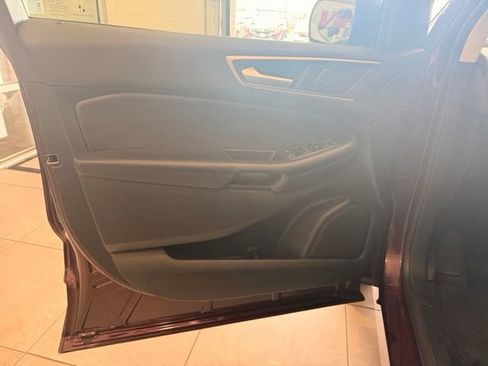 Used 2024 Ford Edge SEL AWD/4WD image 13