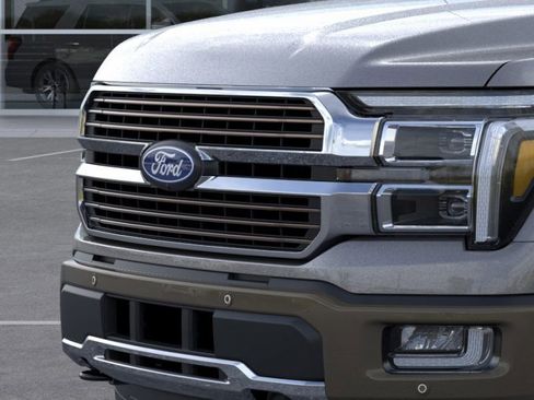 New 2025 Ford F150 King Ranch w/ FX4 Off-Road Package image 17