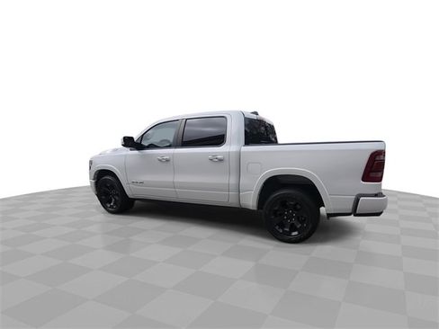 Used 2022 RAM 1500 Laramie w/ Laramie Southwest Edition image 6