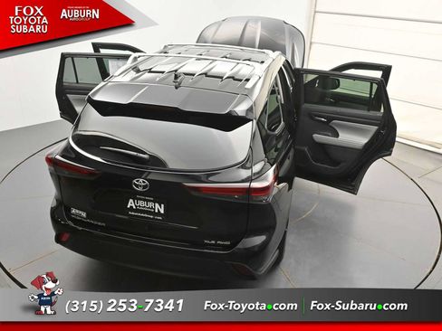 Used 2026 Toyota Highlander XLE AWD/4WD image 37