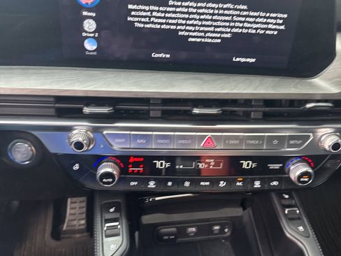 Used 2024 Kia Telluride SX Prestige X-Line AWD/4WD image 12