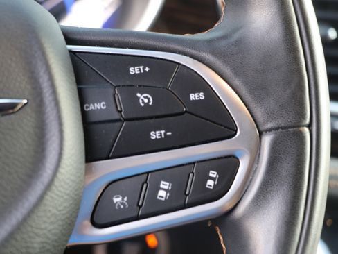 Used 2022 Chrysler Pacifica Pinnacle image 19