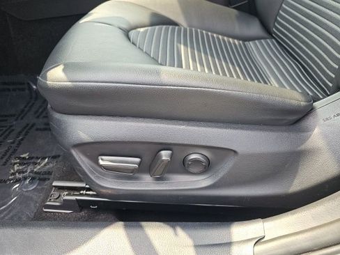 Used 2024 Toyota Camry SE FWD image 22