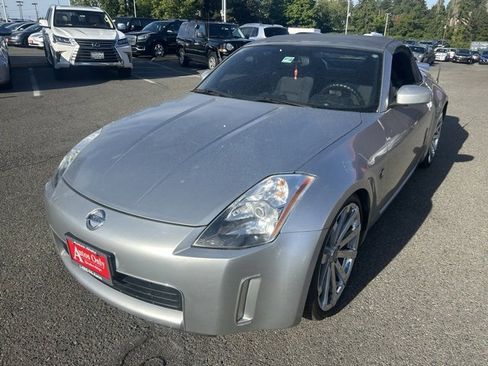 Used 2004 Nissan 350Z Enthusiast image 1