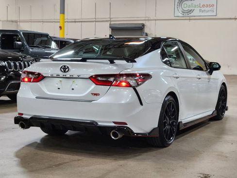 Used 2023 Toyota Camry XSE image 9