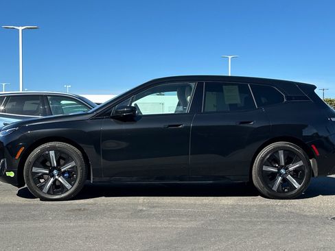 Used 2024 BMW iX xDrive50 w/ Sport Package AWD/4WD image 2