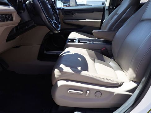 Used 2019 Honda Odyssey EX-L image 11
