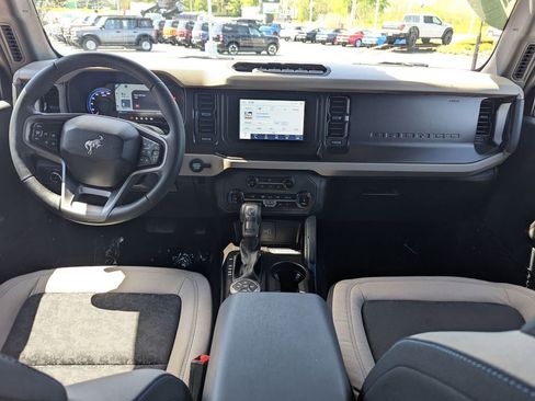 Used 2022 Ford Bronco Wildtrak AWD/4WD image 23