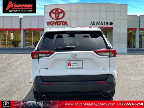 Certified 2024 Toyota RAV4 LE AWD/4WD image 8