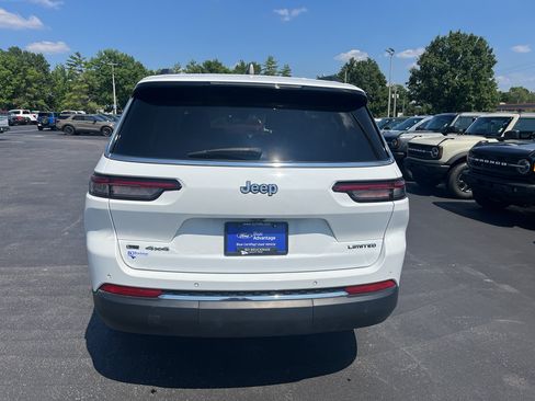 Used 2021 Jeep Grand Cherokee L Limited AWD/4WD image 5