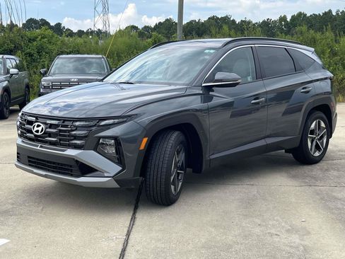 Certified 2025 Hyundai Tucson SEL FWD image 7