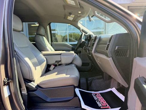 Used 2017 Ford F350 XL w/ STX Appearance Package AWD/4WD image 39