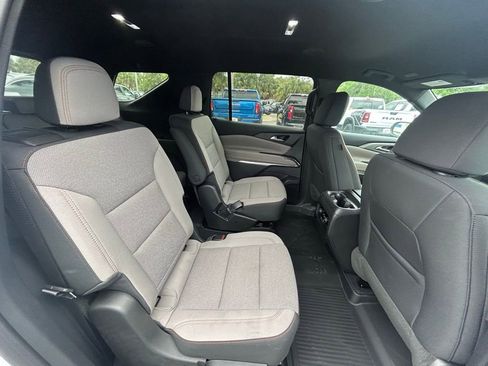New 2025 Chevrolet Traverse LT w/ Driver Confidence Package AWD/4WD image 21