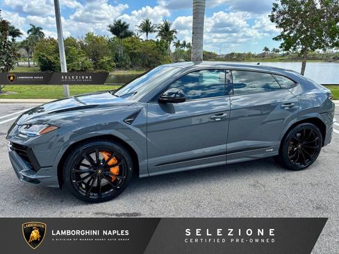Used 2024 Lamborghini Urus S AWD/4WD image 1