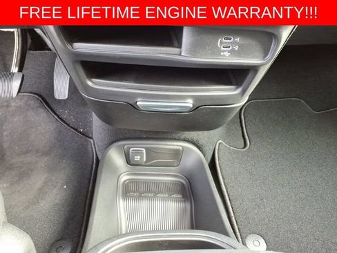 New 2026 Chrysler Pacifica Select FWD image 28