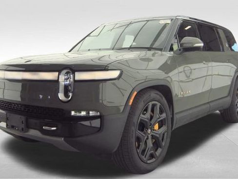 Used 2022 Rivian R1S Launch Edition image 1