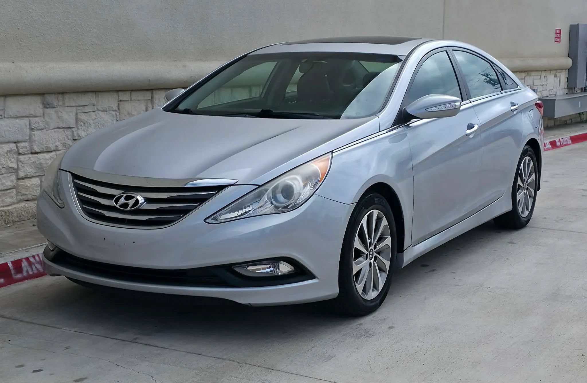 Used 2014 Hyundai Sonata Limited FWD image 7