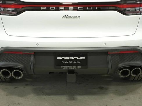 New 2026 Porsche Macan image 39