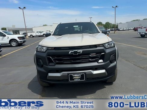 New 2026 Chevrolet Colorado Trail Boss AWD/4WD image 3