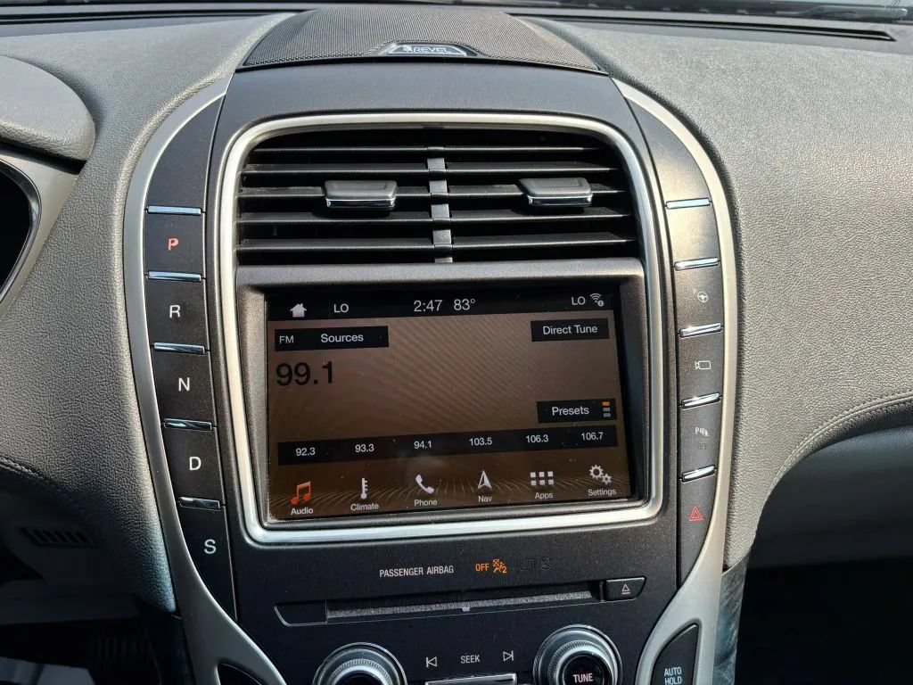 Used 2019 Lincoln Nautilus Reserve AWD/4WD image 23