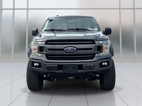 Used 2018 Ford F150 XLT w/ Equipment Group 302A Luxury AWD/4WD image 9