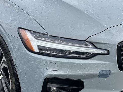 Used 2024 Volvo S60 B5 Plus image 45