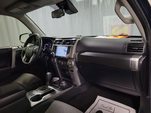 Used 2020 Toyota 4Runner SR5 image 29