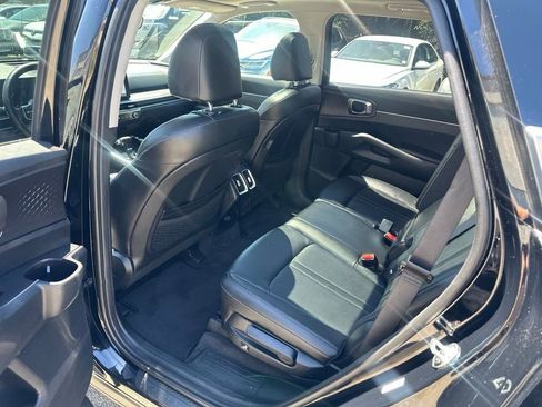 Used 2024 Kia Sorento S w/ Panoramic Sunroof Package AWD/4WD image 22