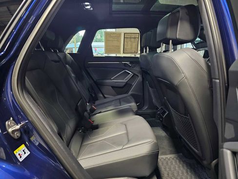 Certified 2025 Audi Q3 2.0T Premium w/ Convenience Package image 12