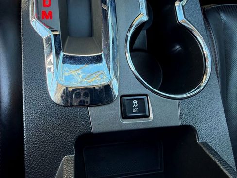 Used 2011 GMC Terrain SLT w/ Cargo Package image 30