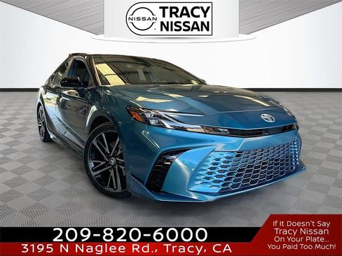 Used 2025 Toyota Camry XSE FWD image 1