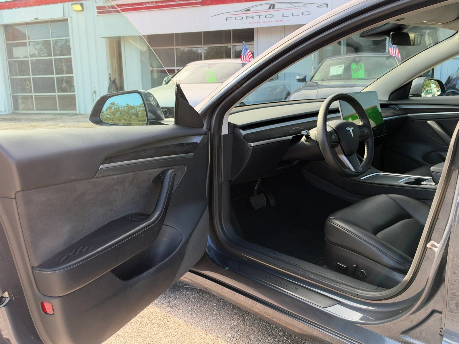 Used 2022 Tesla Model 3 Long Range AWD/4WD image 8