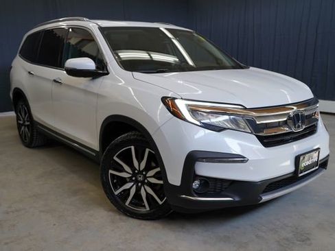 Used 2022 Honda Pilot Touring image 3