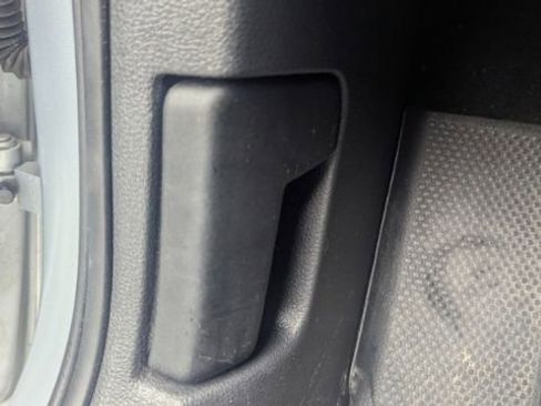 Used 2017 Volkswagen Passat 1.8T S image 40