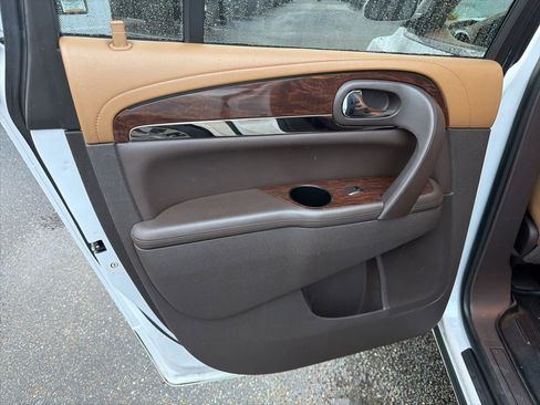 Used 2016 Buick Enclave Premium w/ Enclave Tuscan Edition image 18