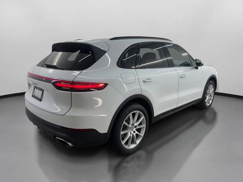 Used 2021 Porsche Cayenne AWD/4WD image 10