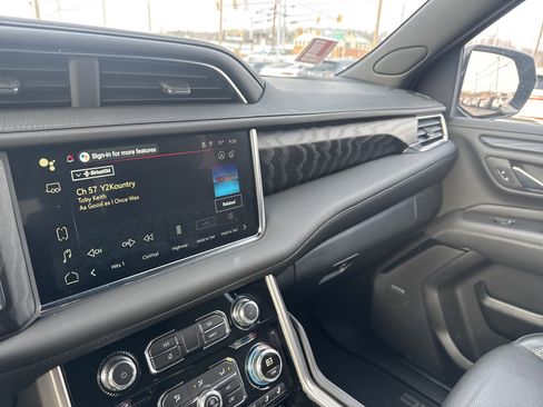 Used 2024 GMC Yukon Denali image 23