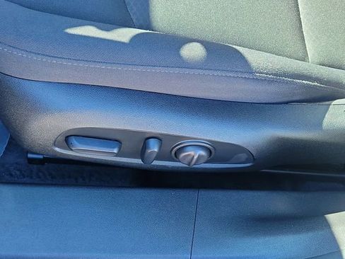 Used 2025 Chevrolet Malibu LT image 19