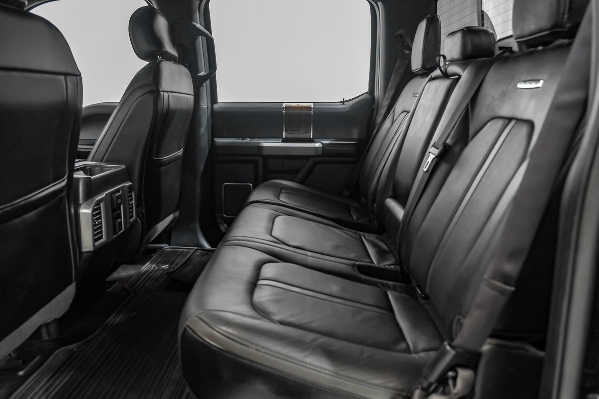 Used 2016 Ford F150 Platinum w/ Equipment Group 701A Luxury AWD/4WD image 39