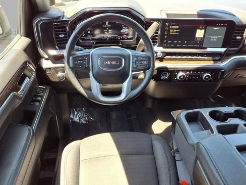 Used 2024 GMC Sierra 1500 SLE RWD image 4